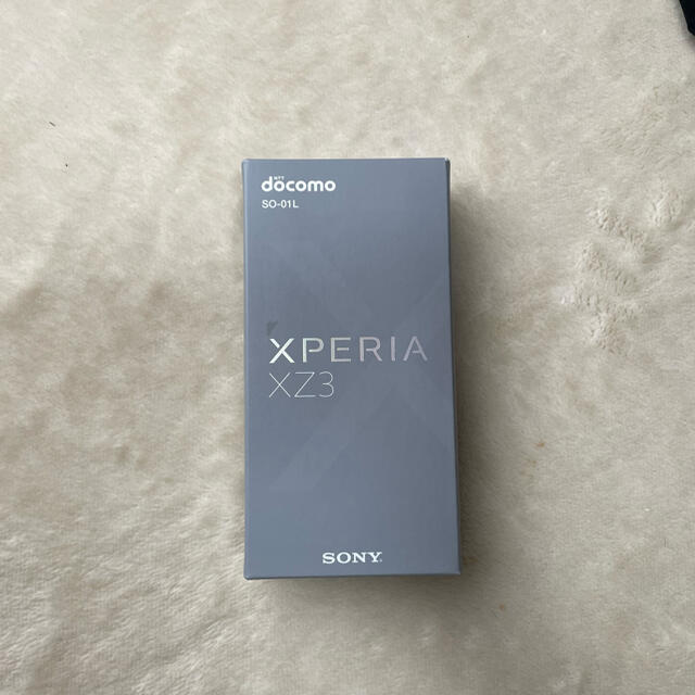 SONY(ソニー)のSONY Xperia XZ3 SO-01L Forest Green スマホ/家電/カメラのスマートフォン/携帯電話(スマートフォン本体)の商品写真