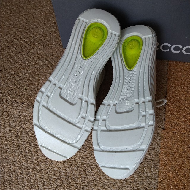 ECHO - 未使用☆ECCO ☆スニーカー 24Cmの通販 by ちこ's shop