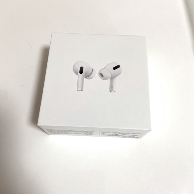 Apple(アップル)のApple AirPods Pro(エアポッド)  スマホ/家電/カメラのオーディオ機器(ヘッドフォン/イヤフォン)の商品写真