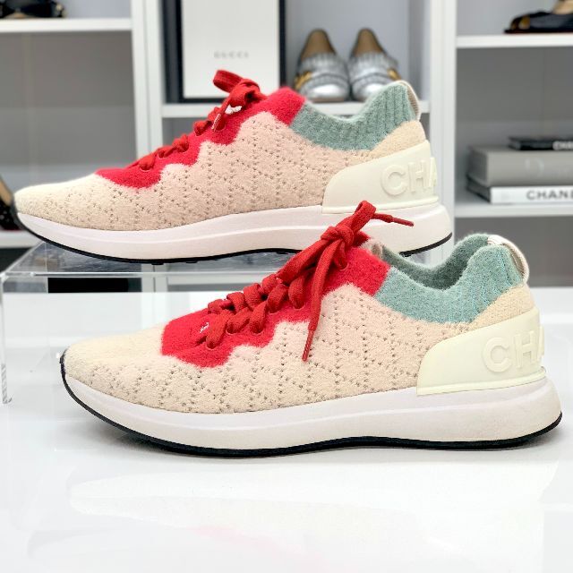 大好き 5015 - CHANEL シャネル マルチカラー スニーカー ロゴ ニット 大好き 5015 - CHANEL シャネル マルチカラー スニーカー ロゴ ニット