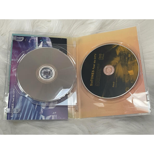 SixTONES Feel da CITY通常盤 DVD ２枚組 エンタメ/ホビーのDVD/ブルーレイ(アイドル)の商品写真