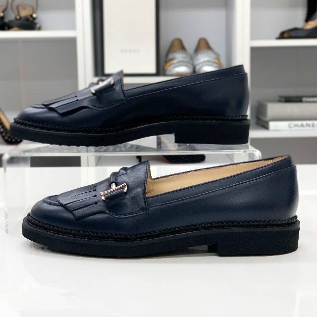 オンラインストア日本 未使用 TODS トッズ ローファー ネイビー 革靴