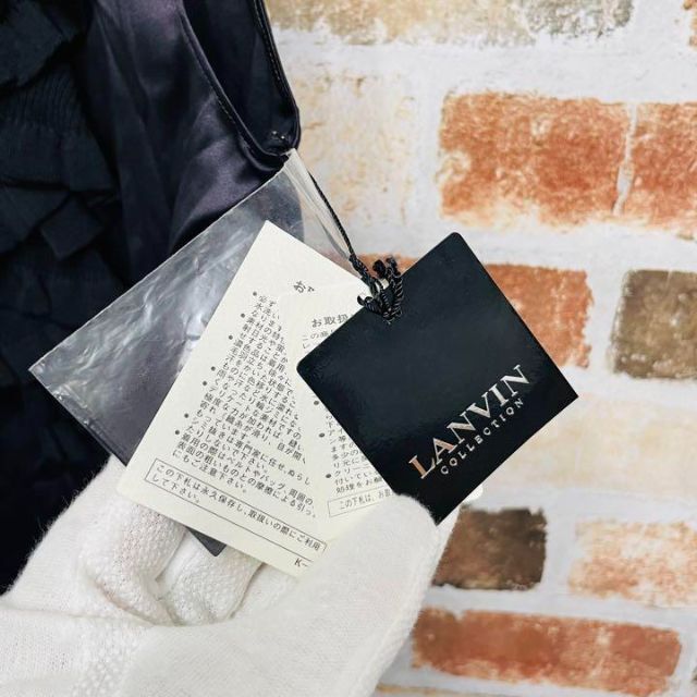 LANVIN(ランバン)の定価63000円✨新品未使用✨ランバン　シルク96% ノースリーブシャツ　M レディースのトップス(タンクトップ)の商品写真