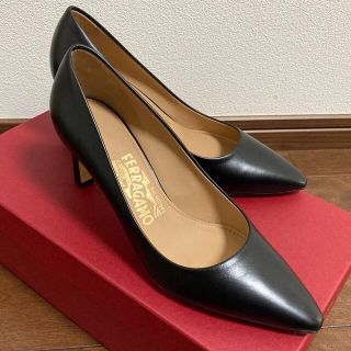 サルヴァトーレフェラガモ(Salvatore Ferragamo)のフェラガモ　ヒール(ハイヒール/パンプス)