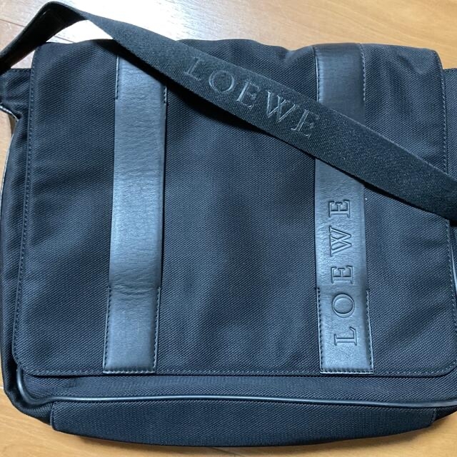 LOEWE ショルダーバッグ