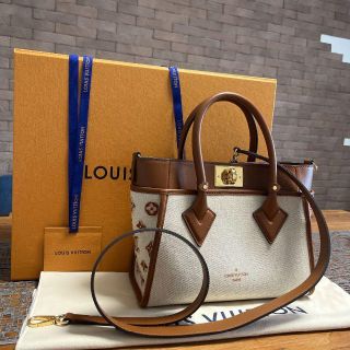 ヴィトン(LOUIS VUITTON) 新作 ショルダーバッグ(レディース)の通販 ヴィトン(LOUIS VUITTON) 新作 ショルダーバッグ(レディース)の通販