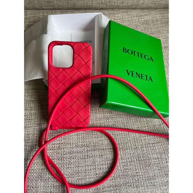 Bottega Veneta(ボッテガヴェネタ)のBOTTEGA VENETA ボッテガヴェネタ iPhone13pro ケース スマホ/家電/カメラのスマホアクセサリー(iPhoneケース)の商品写真