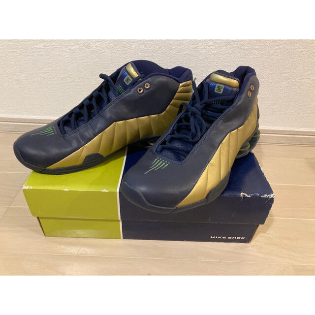 限定値下げ！NIKE SHOX BB4  GOLD✖️NAVYモデル　スニーカー