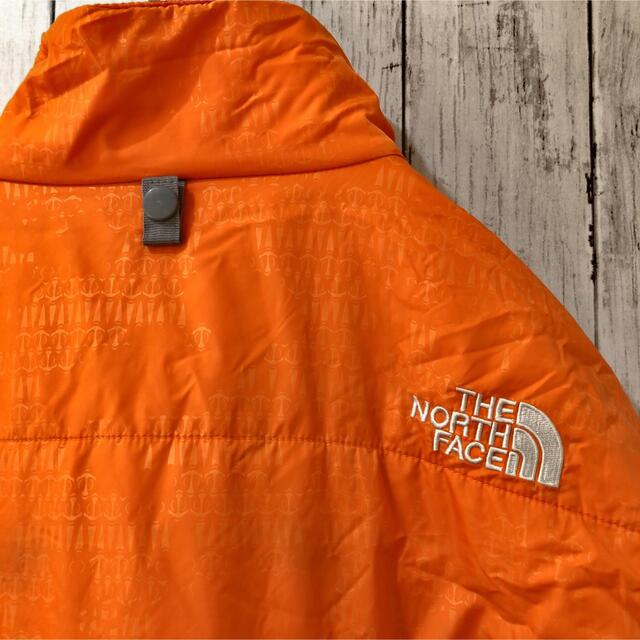 THE NORTH FACE(ザノースフェイス)のノースフェイスダウンジャケット薄手　オレンジ　メンズM  レディースXL相当 メンズのジャケット/アウター(ダウンジャケット)の商品写真