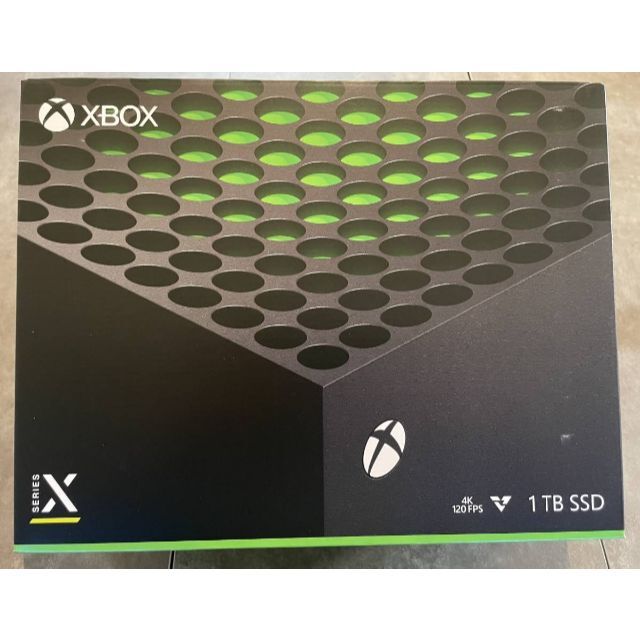 送料無料【新品】Xbox Series RRT-00015　マイクロソフト