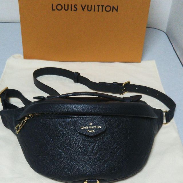 魅力的な LOUIS VUITTON ルイヴィトンモノグラムウエストポーチレザー