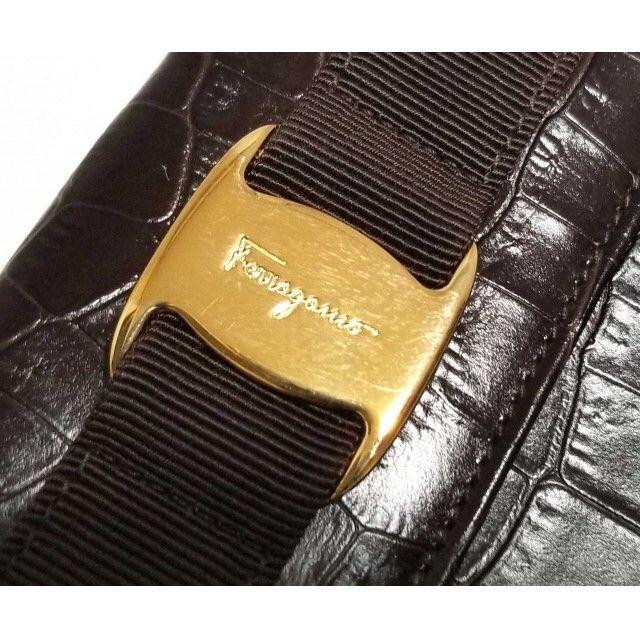 Ferragamo(フェラガモ)の新品同様 フェラガモ 二つ折り 財布 ヴァラ リボン レザー レディース レディースのファッション小物(財布)の商品写真