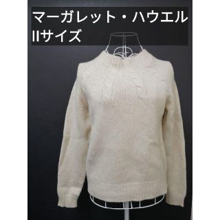 マーガレットハウエル(MARGARET HOWELL)のマーガレット ハウエル ニット トップス ベージュ 長袖　Ⅱサイズ(ニット/セーター)