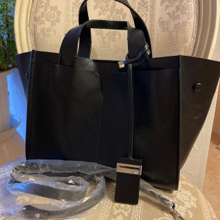 ニジュウサンク(23区)のバック　GIANNI CHIARINI イタリー製(ハンドバッグ)