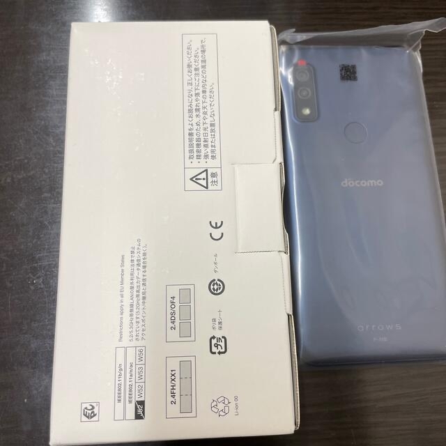 arrows(アローズ)のFUJITSU arrows We F-51B ネイビー翌日までに発送 スマホ/家電/カメラのスマートフォン/携帯電話(スマートフォン本体)の商品写真