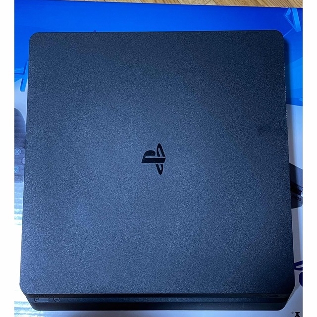 PlayStation4(プレイステーション4)のSONY PlayStation4 本体 CUH-2000AB01 エンタメ/ホビーのゲームソフト/ゲーム機本体(家庭用ゲーム機本体)の商品写真