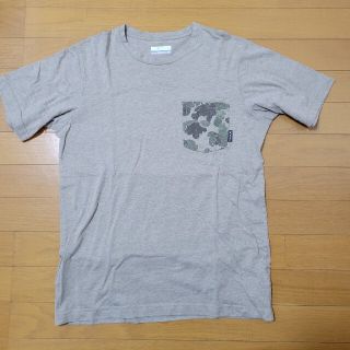 コロンビア(Columbia)のColumbia　Tシャツ　メンズS　ベージュ系　カモフラ(Tシャツ/カットソー(半袖/袖なし))