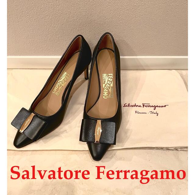 新品　Salvatore Ferragamo フェラガモ　黒　パンプス　リボン