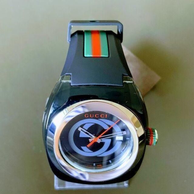 Gucci(グッチ)の【定価7.2万円】高級ブランド グッチ GUCCI Gロゴ メンズ 腕時計 メンズの時計(ラバーベルト)の商品写真