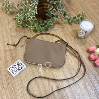 ロエベ ポシェットの通販 300点以上 | LOEWEを買うならラクマ
