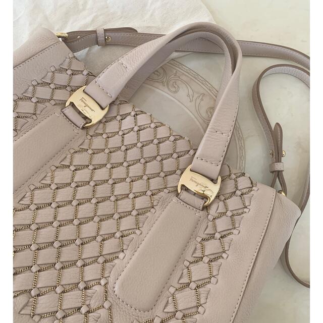 Ferragamo(フェラガモ)の♡マックニャン様♡専用 レディースのバッグ(ハンドバッグ)の商品写真