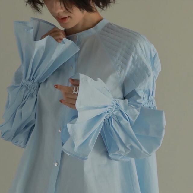 etre tokyo キャンディースリーブタックシャツ ブルー 完売品 お得な