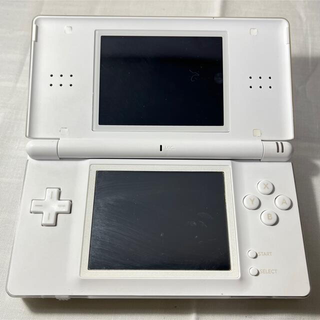 ニンテンドーDS(ニンテンドーDS)のds lite クリスタルホワイト 本体 充電器付き【動確済み】  020 エンタメ/ホビーのゲームソフト/ゲーム機本体(携帯用ゲーム機本体)の商品写真