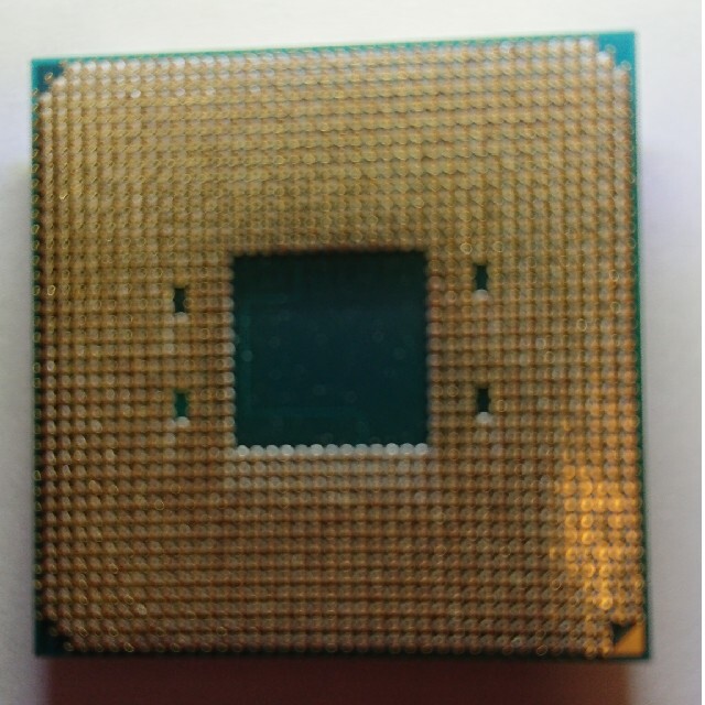 AMD Ryzen5 2400G スマホ/家電/カメラのPC/タブレット(PCパーツ)の商品写真