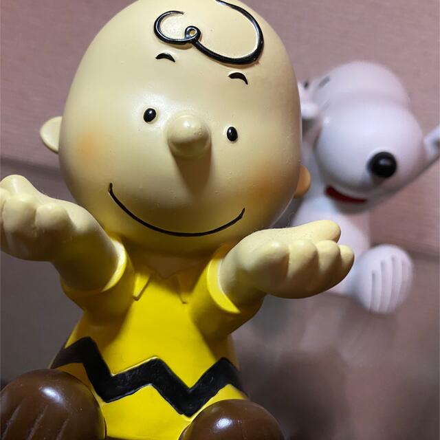 PEANUTS(ピーナッツ)のPEANUTS スヌーピー&チャーリーブラウン　めがね置き エンタメ/ホビーのおもちゃ/ぬいぐるみ(キャラクターグッズ)の商品写真