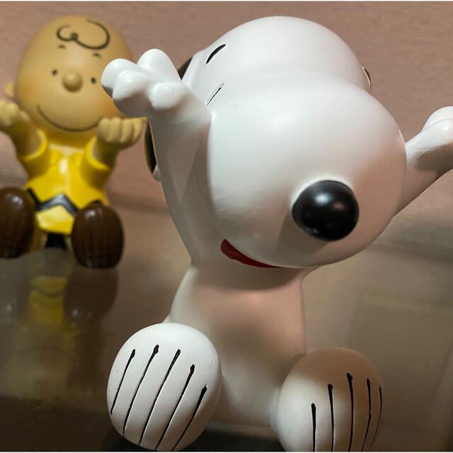 PEANUTS(ピーナッツ)のPEANUTS スヌーピー&チャーリーブラウン　めがね置き エンタメ/ホビーのおもちゃ/ぬいぐるみ(キャラクターグッズ)の商品写真