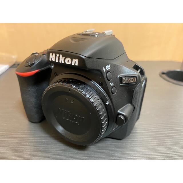 Nikon デジタル一眼レフカメラ D5600 ダブルズームキット