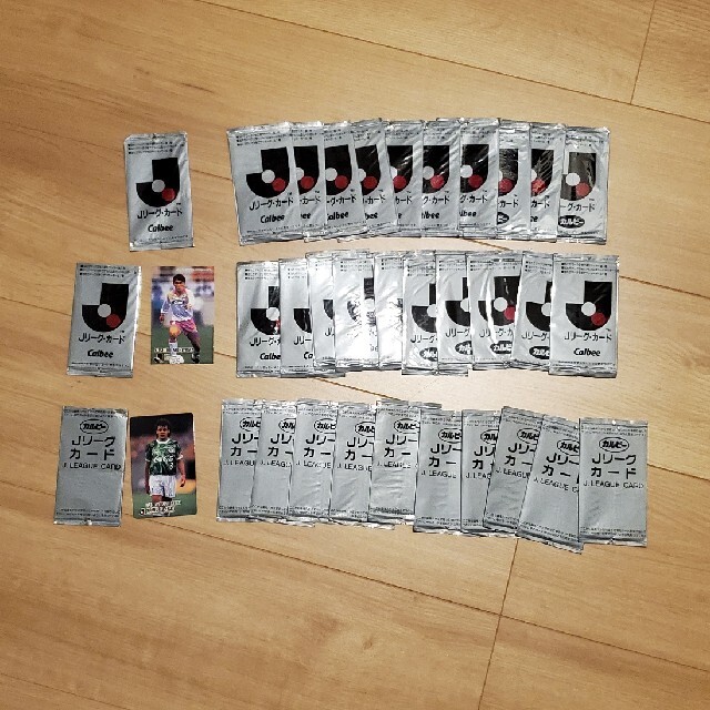 Jリーグカード Jリーグチップス 未開封 31枚 送料込み | フリマアプリ ラクマ
