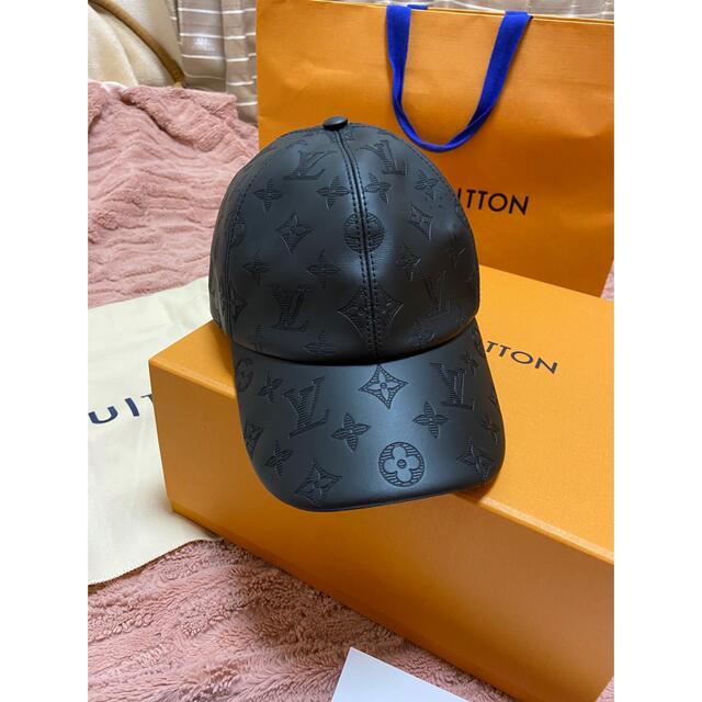 Louis Vuitton Louis Vuitton Monogram Shadow Leather Cap MP2880