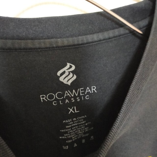 ROCAWEAR ロカウェア　ゆるダボ　オーバーサイズ　ロンＴ　両面プリント　黒 メンズのトップス(Tシャツ/カットソー(七分/長袖))の商品写真