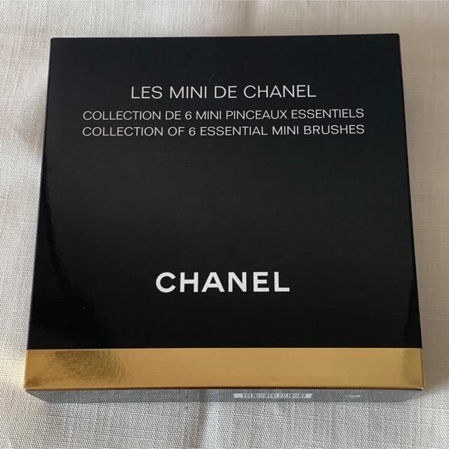 CHANEL(シャネル)のレ ミニ ドゥ シャネル 2013 コスメ/美容のメイク道具/ケアグッズ(チーク/フェイスブラシ)の商品写真