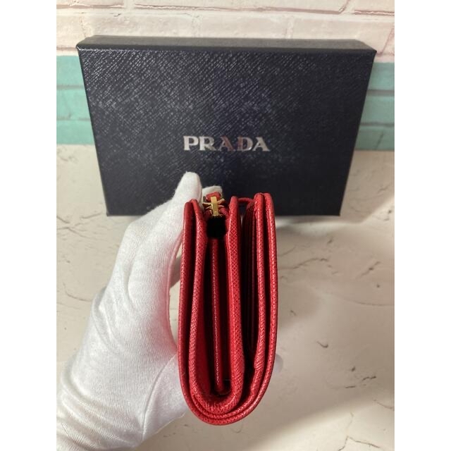 PRADA(プラダ)のPRADA プラダ 財布 美品 サフィアーノ ほぼ 新品 レディースのファッション小物(財布)の商品写真