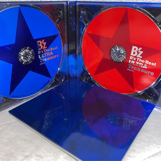 B'z The Best \"ULTRA Treasure\" エンタメ/ホビーのCD(ポップス/ロック(邦楽))の商品写真