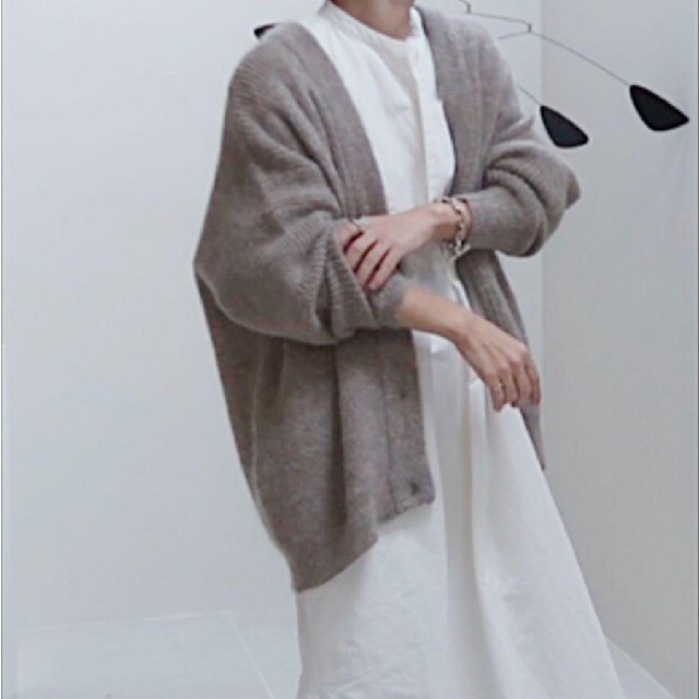 ARGUE(アギュー)のargue KID MOHAIR&ALPACA CARDIGAN/MOCA BE レディースのトップス(カーディガン)の商品写真