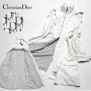 ディオール(Dior)の【美品】Dior クリスチャンディオール　ダウンコート 裏地CD総柄 ホワイト(ダウンコート)