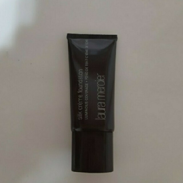 laura mercier(ローラメルシエ)のローラ　メルシエ　シルク　クリームファンデーション　ファンデーション コスメ/美容のベースメイク/化粧品(ファンデーション)の商品写真