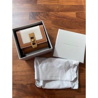 チャールズアンドキース(Charles and Keith)のチャールズアンドキース.折りたたみ財布(財布)