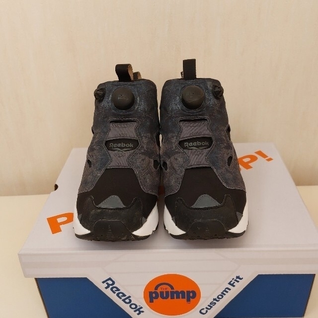 Reebok(リーボック)のReebok　pump fury　24.0cm レディースの靴/シューズ(スニーカー)の商品写真