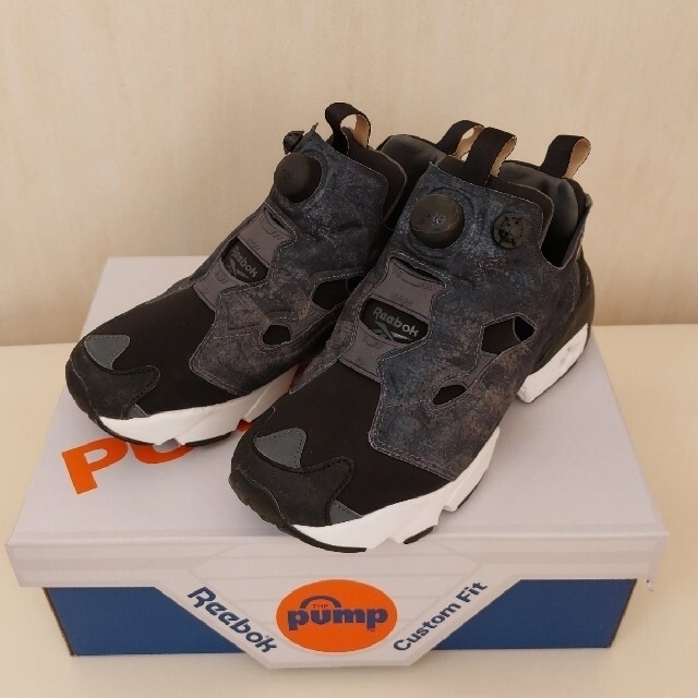 Reebok(リーボック)のReebok　pump fury　24.0cm レディースの靴/シューズ(スニーカー)の商品写真