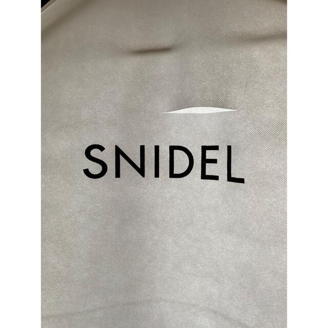 SNIDEL(スナイデル)のsnidel 洋服カバー インテリア/住まい/日用品の収納家具(押し入れ収納/ハンガー)の商品写真