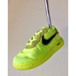 ナイキ(NIKE)の【超超超レア・美品】 NIKE × off white ナイキ パターカバー(その他)