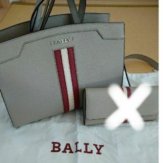 バリー(Bally)のBALLY　バッグ　財布(ショルダーバッグ)