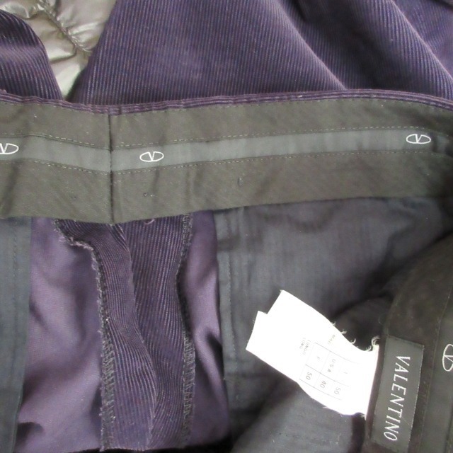 VALENTINO(ヴァレンティノ)のヴァレンティノ ヴァレンチノ  VALENTINO 美品 コーデュロイパンツ 紫 メンズのパンツ(スラックス)の商品写真