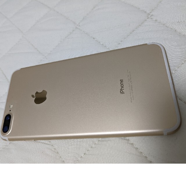 iPhone(アイフォーン)のiPhone 7 plus　128GB スマホ/家電/カメラのスマートフォン/携帯電話(スマートフォン本体)の商品写真