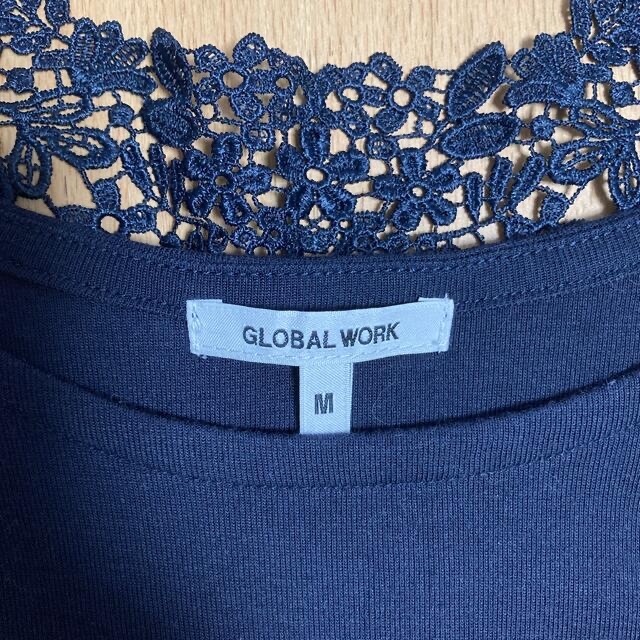 GLOBAL WORK(グローバルワーク)のグローバルワーク　GLOBAL WORK レース　カットソー　紺 レディースのトップス(カットソー(長袖/七分))の商品写真