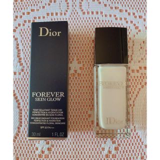 ディオール(Dior)のディオールスキン フォーエヴァー フルイド グロウ 00(ファンデーション)